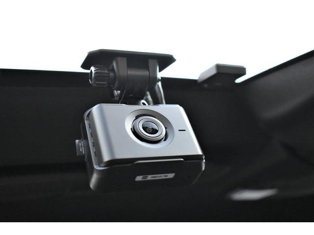 クロストレック プレミアムS:HEV EX 元デモカー フロントカメラ・両サイドカメラ・デジタルマルチビューモニター・オート機能付エアコン・パドルシフト機能・フロントシート&ステアリングヒーター・ルーフレール・18インチアルミホイール(42枚目)