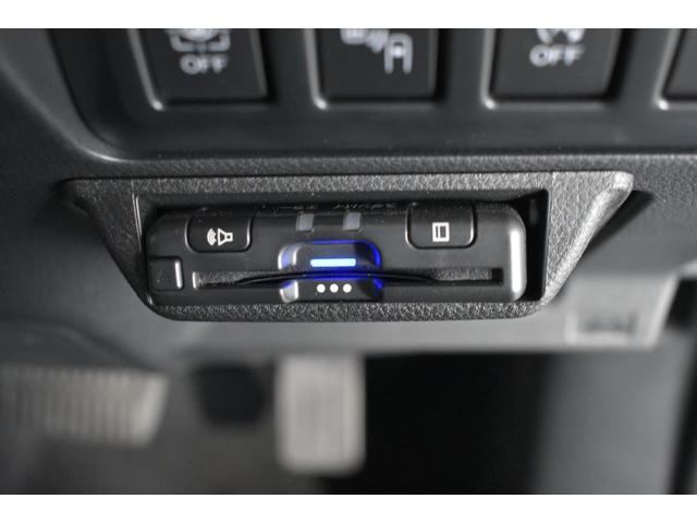 フォレスター ＸＴ－エディション　ワンオーナー車　フロントカメラ・左サイドカメラ・左右独立温度調整機能付きフルオートエアコン装備・パドルシフト機能・１８インチアルミホイール（33枚目）