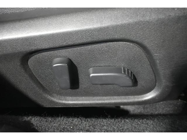 ＸＶハイブリッド ＨＹＢＲＩＤ　２．０ｉ－Ｌ　ＥｙｅＳｉｇｈｔ（32枚目）