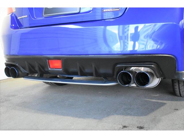 ＷＲＸ ＳＴＩ Ｔｙｐｅ　Ｓ　ＳＴＩエアロ・左右独立温度調整機能付きフルオートエアコン・大型トランクスポイラー（4枚目）