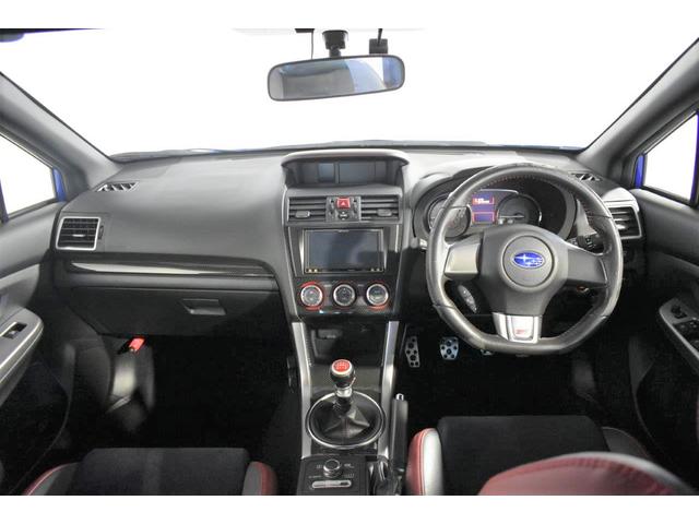 ＷＲＸ ＳＴＩ Ｔｙｐｅ　Ｓ　ＳＴＩエアロ・左右独立温度調整機能付きフルオートエアコン・大型トランクスポイラー（30枚目）