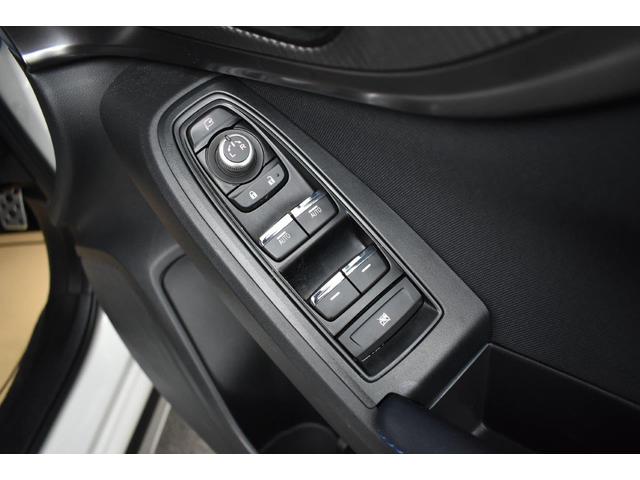 ＸＶ Ａｄｖａｎｃｅ　ＥｙｅＳｉｇｈｔ搭載車　フロントカメラ・左サイドカメラ・オート機能付エアコン・パドルシフト機能・フロントパワーシート・１８インチアルミホイール（38枚目）