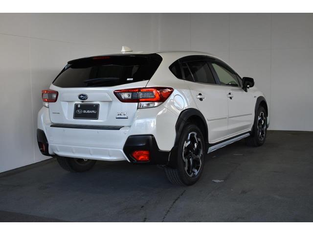 ＸＶ アドバンス　Ｆ型モデル　ワンオーナー　フロントカメラ・左サイドカメラ・オート機能付エアコン・パドルシフト機能・レザーシート・フロントシートヒーター・１８インチアルミホイール（12枚目）