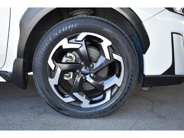 ＸＶ アドバンス　Ｆ型モデル　ワンオーナー　フロントカメラ・左サイドカメラ・オート機能付エアコン・パドルシフト機能・レザーシート・フロントシートヒーター・１８インチアルミホイール（15枚目）