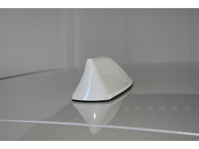 ＸＶ アドバンス　Ｆ型モデル　ワンオーナー　フロントカメラ・左サイドカメラ・オート機能付エアコン・パドルシフト機能・レザーシート・フロントシートヒーター・１８インチアルミホイール（16枚目）