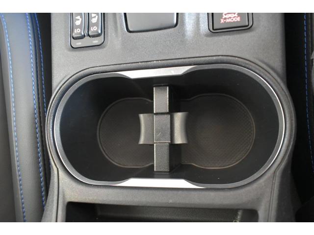 ＸＶ アドバンス　Ｆ型モデル　ワンオーナー　フロントカメラ・左サイドカメラ・オート機能付エアコン・パドルシフト機能・レザーシート・フロントシートヒーター・１８インチアルミホイール（32枚目）