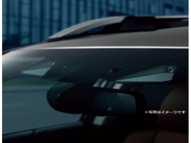 フォレスター ＳＴＩスポーツ　ワンオーナー　Ｅ型モデル　左サイドカメラ・左右独立温度調整機能付きフルオートエアコン装備・レザーシート・シートヒーター・パドルシフト機能・１８インチアルミホイール（2枚目）