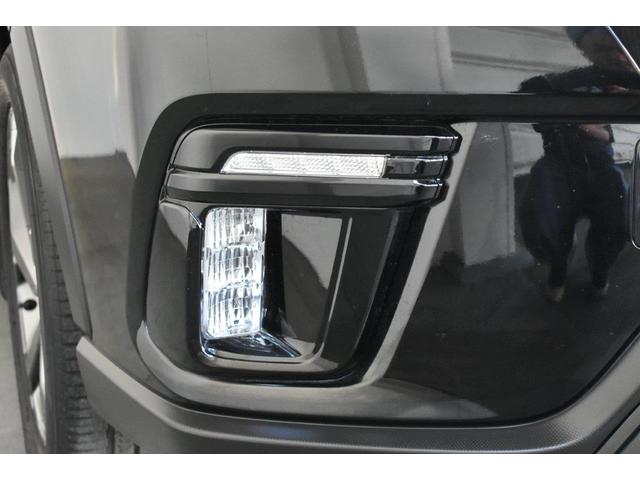 フォレスター ＳＴＩスポーツ　ワンオーナー　Ｅ型モデル　左サイドカメラ・左右独立温度調整機能付きフルオートエアコン装備・レザーシート・シートヒーター・パドルシフト機能・１８インチアルミホイール（11枚目）