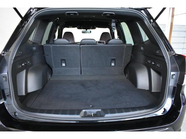 フォレスター ＳＴＩスポーツ　ワンオーナー　Ｅ型モデル　左サイドカメラ・左右独立温度調整機能付きフルオートエアコン装備・レザーシート・シートヒーター・パドルシフト機能・１８インチアルミホイール（14枚目）