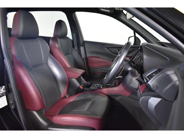 フォレスター ＳＴＩスポーツ　ワンオーナー　Ｅ型モデル　左サイドカメラ・左右独立温度調整機能付きフルオートエアコン装備・レザーシート・シートヒーター・パドルシフト機能・１８インチアルミホイール（31枚目）