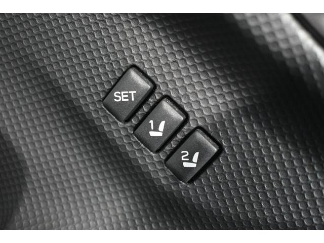 フォレスター ＳＴＩスポーツ　ワンオーナー　Ｅ型モデル　左サイドカメラ・左右独立温度調整機能付きフルオートエアコン装備・レザーシート・シートヒーター・パドルシフト機能・１８インチアルミホイール（34枚目）