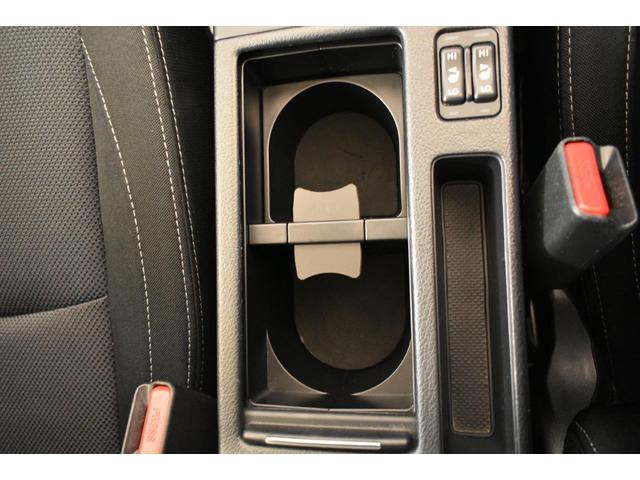 レヴォーグ 1.6GT EyeSight V-SPORT フロントカメラ・左サイドカメラ・オートエアコン・パドルシフト機能・アルミペダル・フロントシートヒーター・18インチアルミホイール(27枚目)