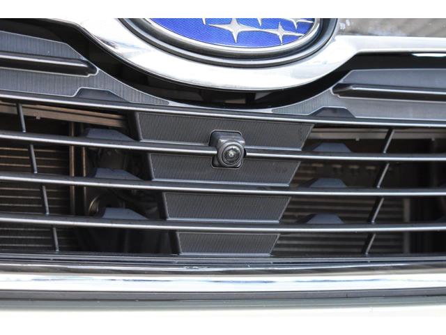 フォレスター Ｐｒｅｍｉｕｍ　ＥｙｅＳｉｇｈｔ搭載車　ワンオーナー　フロントカメラ・左サイドカメラ・左右独立温度調整機能付きフルオートエアコン装備・パドルシフト機能・アルミペダル・スマートリヤビューミラー・電動リヤゲート・サンルーフ・１８インチアルミホイール（4枚目）