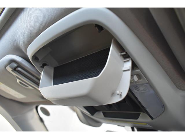 フォレスター Ｐｒｅｍｉｕｍ　ＥｙｅＳｉｇｈｔ搭載車　ワンオーナー　フロントカメラ・左サイドカメラ・左右独立温度調整機能付きフルオートエアコン装備・パドルシフト機能・アルミペダル・スマートリヤビューミラー・電動リヤゲート・サンルーフ・１８インチアルミホイール（31枚目）