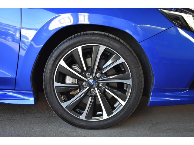 レヴォーグ ＳＴＩスポーツ　ＥＸ　ワンオーナー　Ｄ型モデル　フロントカメラ・両サイドカメラ・レザーシート・オートエアコン・パドルシフト機能・ドライブモードセレクト・電子制御ダンパー・ドライバーモニタリングシステム・電動リヤゲート・１８インチアルミホイール（16枚目）