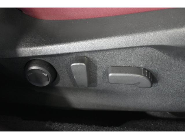 レヴォーグ ＳＴＩスポーツ　ＥＸ　ワンオーナー　Ｄ型モデル　フロントカメラ・両サイドカメラ・レザーシート・オートエアコン・パドルシフト機能・ドライブモードセレクト・電子制御ダンパー・ドライバーモニタリングシステム・電動リヤゲート・１８インチアルミホイール（37枚目）