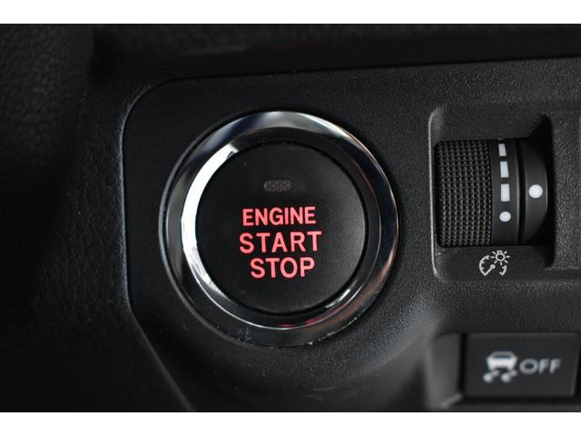 ◆プッシュスタート＆キーレスアクセス装備◆乗り込んでエンジンをかけるのにわざわざカギを探す必要はありません！鍵は持っているだけでＯＫ♪便利な時代です☆彡