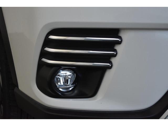 フォグランプ装備で雨や霧の日でも安心です