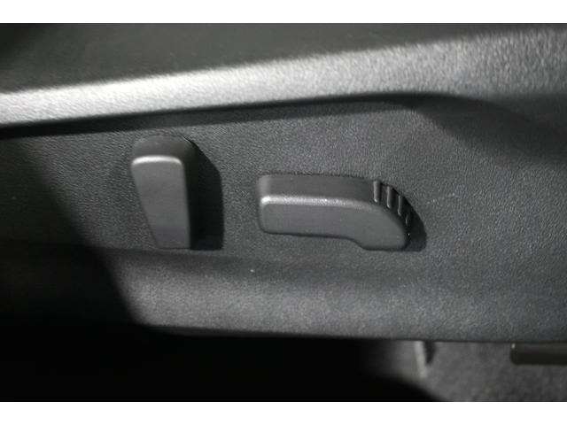 パワーシート搭載で座席の調節が簡単かつ自由自在！