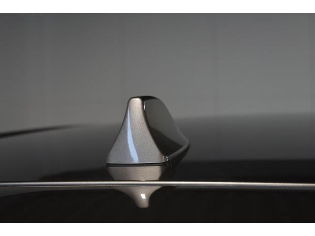 フォレスター アドバンス ワンオーナー E型モデル フロントカメラ・左サイドカメラ・左右独立温度調整機能付きフルオートエアコン装備・パドルシフト機能・レザーシート・フロントパワーシート・スマートリヤビューミラー・電動リヤゲート・18インチアルミホイール(13枚目)