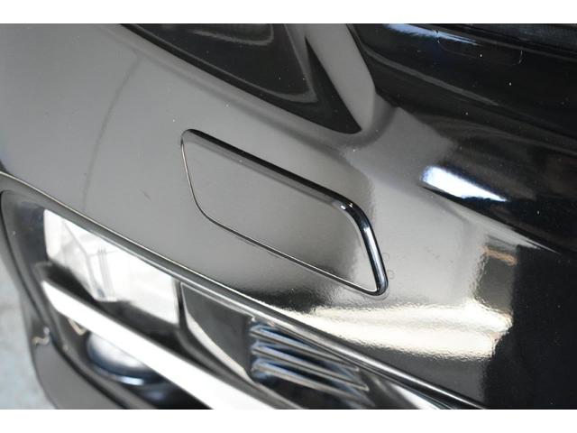 雪道や泥道でも明るさを確保するヘッドライトウォッシャーも装備しています