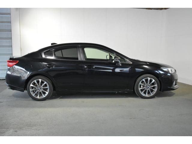 インプレッサG4 1.6i-S EyeSight ワンオーナー車 フロントカメラ・左サイドカメラ・オートエアコン装備・パドルシフト機能・アルミペダル・フロントパワーシート・運転席シートメモリー機能・リヤフォグ・17インチアルミホイール(13枚目)