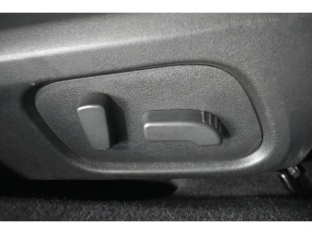 XV 2.0i EyeSight Proud Edition オートライト機能・ヘッドライトウォッシャー・オート機能付エアコン・パドルシフト機能・ルーフレール・リヤフォグ・17インチアルミホイール(30枚目)