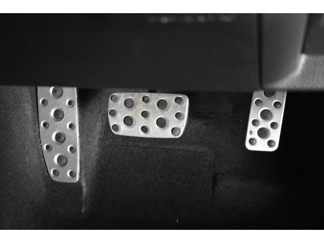 レヴォーグ １．６ＳＴＩ　Ｓｐｏｒｔ　ＥｙｅＳｉｇｈｔ　ワンオーナー　フロントカメラ・左サイドカメラ・レザーシート・フロントシートヒーター・オートエアコン・パドルシフト機能・リヤフォグ・・１８インチアルミホイール（25枚目）