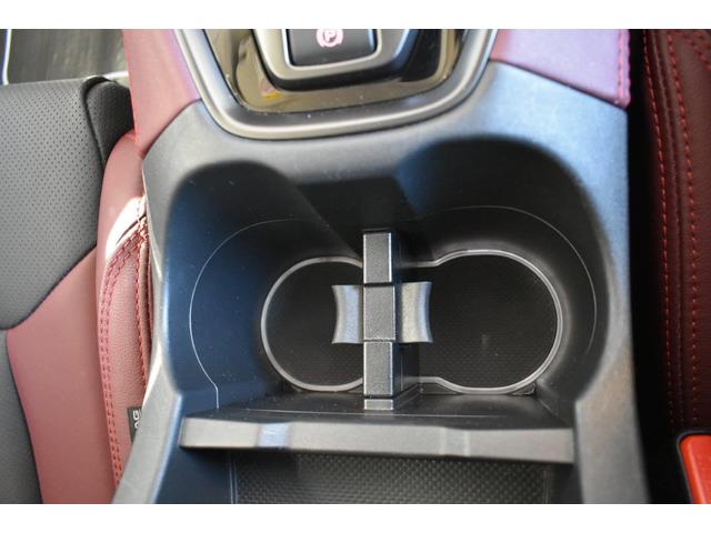 レヴォーグ STI Sport EX EyeSight X搭載車 フロントカメラ・左サイドカメラ・レザーシート・オートエアコン・パドルシフト機能・ドライブモードセレクト・電子制御ダンパー・ドライバーモニタリングシステム・電動リヤゲート・18インチアルミホイール(31枚目)