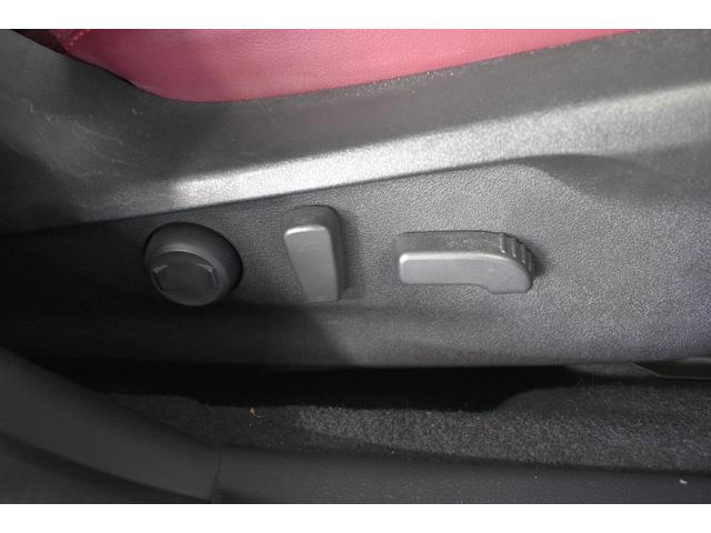 レヴォーグ STI Sport EX EyeSight X搭載車 フロントカメラ・左サイドカメラ・レザーシート・オートエアコン・パドルシフト機能・ドライブモードセレクト・電子制御ダンパー・ドライバーモニタリングシステム・電動リヤゲート・18インチアルミホイール(37枚目)