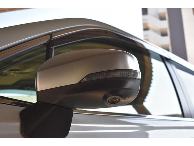 フォレスター アドバンス　ワンオーナー　フロントカメラ・左サイドカメラ・左右独立温度調整機能付きフルオートエアコン装備・パドルシフト機能・フロントパワーシート・シート＆ステアリングヒーター・１８インチアルミホイール（3枚目）