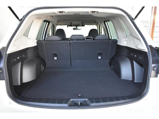 フォレスター アドバンス　ワンオーナー　フロントカメラ・左サイドカメラ・左右独立温度調整機能付きフルオートエアコン装備・パドルシフト機能・フロントパワーシート・シート＆ステアリングヒーター・１８インチアルミホイール（18枚目）