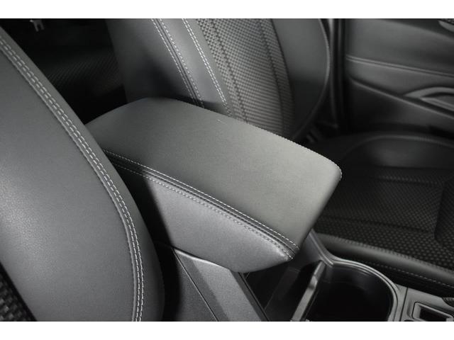 フォレスター アドバンス　ワンオーナー　フロントカメラ・左サイドカメラ・左右独立温度調整機能付きフルオートエアコン装備・パドルシフト機能・フロントパワーシート・シート＆ステアリングヒーター・１８インチアルミホイール（31枚目）