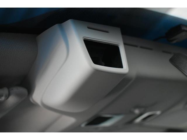 エクシーガ 2.5i spec.B EyeSight ワンオーナー車 左右独立温度調整機能付きフルオートエアコン・パドルシフト・SIドライブ・3列シート・18インチアルミホイール(3枚目)