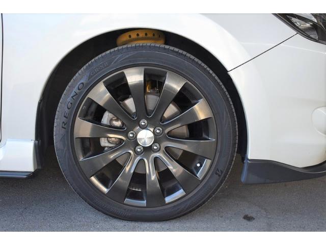 エクシーガ 2.5i spec.B EyeSight ワンオーナー車 左右独立温度調整機能付きフルオートエアコン・パドルシフト・SIドライブ・3列シート・18インチアルミホイール(12枚目)