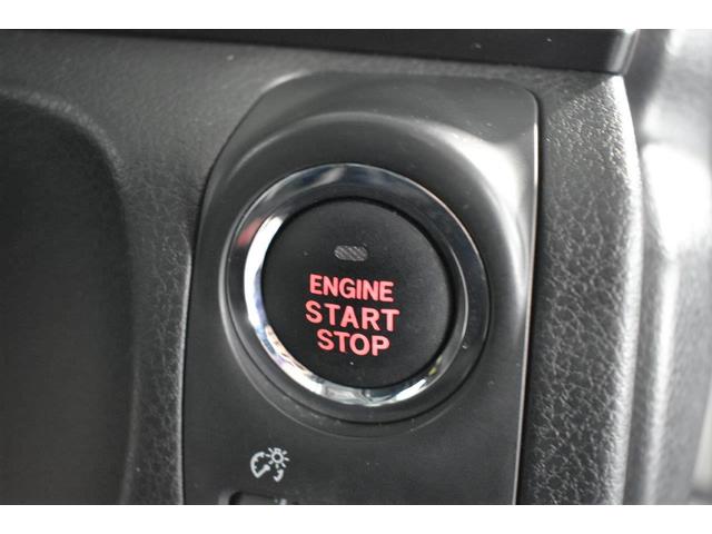 エクシーガ 2.5i spec.B EyeSight ワンオーナー車 左右独立温度調整機能付きフルオートエアコン・パドルシフト・SIドライブ・3列シート・18インチアルミホイール(23枚目)