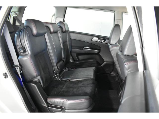 エクシーガ 2.5i spec.B EyeSight ワンオーナー車 左右独立温度調整機能付きフルオートエアコン・パドルシフト・SIドライブ・3列シート・18インチアルミホイール(32枚目)