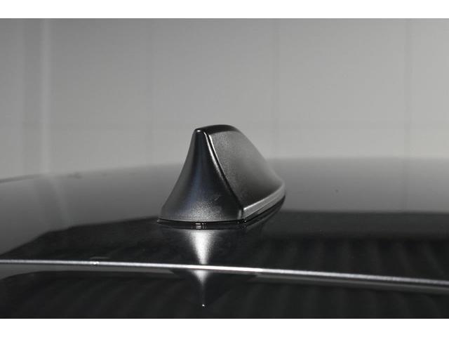 クロストレック リミテッド フロントカメラ・両サイドカメラ・デジタルマルチビューモニター・オート機能付エアコン・パドルシフト機能・フロントシート&ステアリングヒーター・18インチアルミホイール(15枚目)