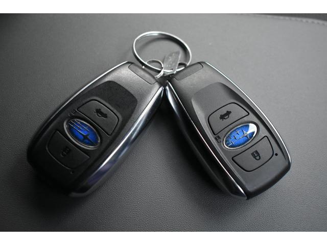 クロストレック リミテッド フロントカメラ・両サイドカメラ・デジタルマルチビューモニター・オート機能付エアコン・パドルシフト機能・フロントシート&ステアリングヒーター・18インチアルミホイール(40枚目)