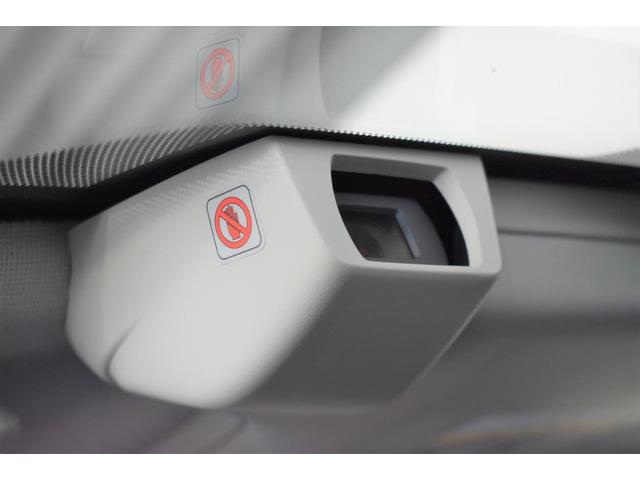 レヴォーグ 1.6GT-S EyeSight 左サイドカメラ・オートライト機能・左右独立温度調整機能付きフルオートエアコン装備・パドルシフト機能・アルミペダル・フロントパワーシート・リヤフォグ・18インチアルミホイール(3枚目)