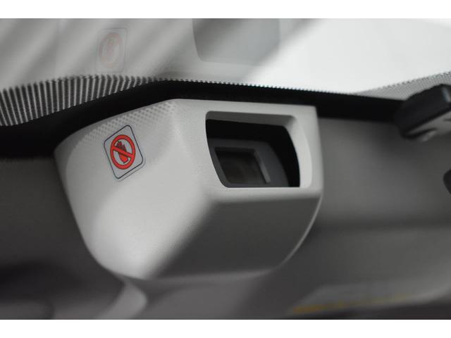 ＸＶ １．６ｉ－Ｌ　ＥｙｅＳｉｇｈｔ　ワンオーナー車　左サイドカメラ・オートライト機能・オート機能付エアコン・パドルシフト・Ｘ－ＭＯＤＥ・歩行者エアバック・１７インチアルミホイール（3枚目）