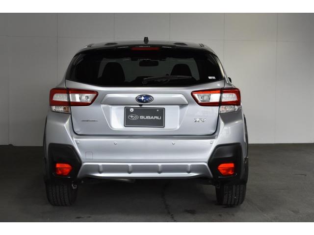 ＸＶ １．６ｉ－Ｌ　ＥｙｅＳｉｇｈｔ　ワンオーナー車　左サイドカメラ・オートライト機能・オート機能付エアコン・パドルシフト・Ｘ－ＭＯＤＥ・歩行者エアバック・１７インチアルミホイール（8枚目）