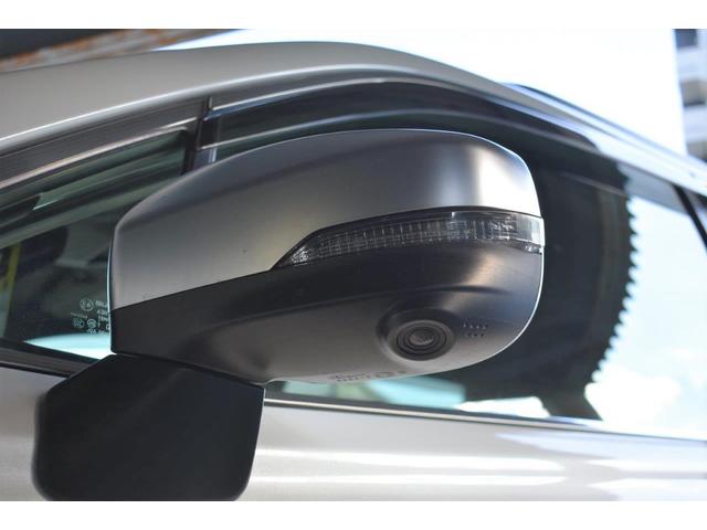 フォレスター Ａｄｖａｎｃｅ　ＥｙｅＳｉｇｈｔ搭載車　ワンオーナー車　左サイドカメラ・左右独立温度調整機能付きフルオートエアコン装備・パドルシフト機能・Ｘ－ＭＯＤＥ・電動リヤゲート・１８インチアルミホイール（4枚目）