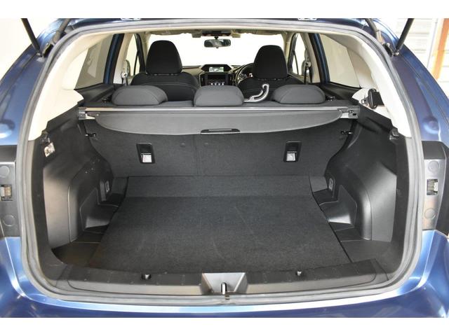 ラゲッジスペースも奥行があって容量あります。