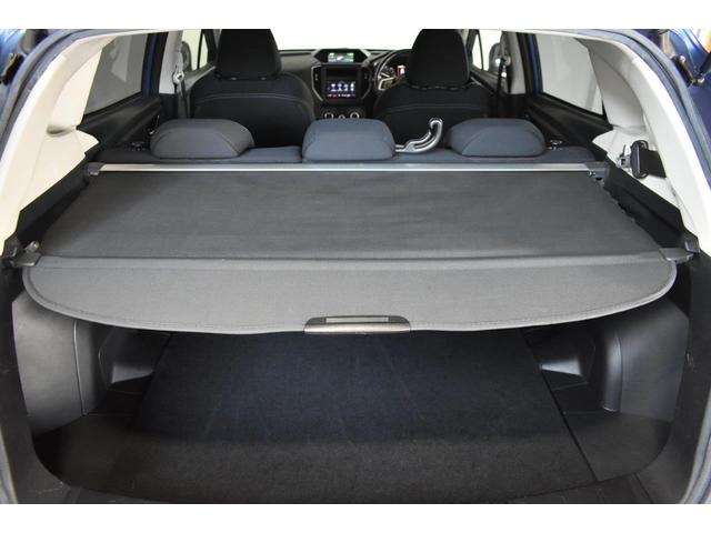 トノカバーを使えばトランク内の荷物が隠せ、プライバシーを守れます。