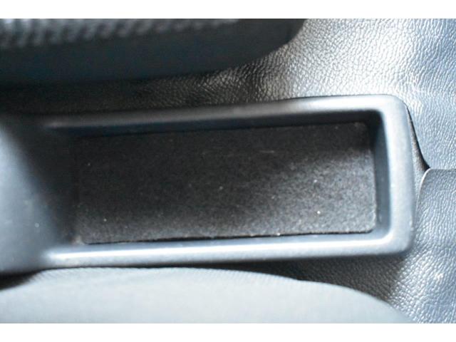 サンバーバン トランスポーター　元社有車　フロントパワーウインドウ・キーレスエントリー（28枚目）