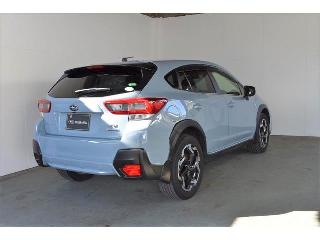 ＸＶ ２．０ｅ－Ｓ　ＥｙｅＳｉｇｈｔ　ワンオーナー車　フロントカメラ・左サイドカメラ・左右独立温度調整機能付きフルオートエアコン装備・パドルシフト機能・レザーシート・フロントパワーシート＆シートヒーター・１８インチアルミホイール（9枚目）