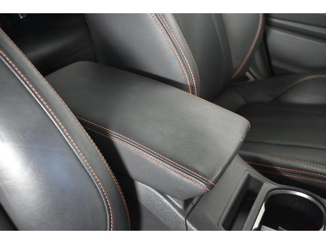 ＸＶ ２．０ｅ－Ｓ　ＥｙｅＳｉｇｈｔ　ワンオーナー車　フロントカメラ・左サイドカメラ・左右独立温度調整機能付きフルオートエアコン装備・パドルシフト機能・レザーシート・フロントパワーシート＆シートヒーター・１８インチアルミホイール（32枚目）