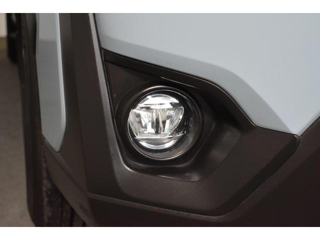 フォグランプ装備で雨や霧の日でも安心です