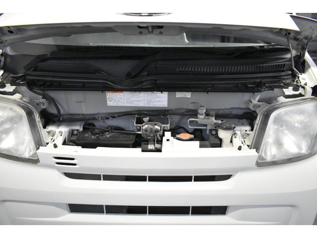 サンバーバン トランスポーター　フロントパワーウインドウ・パワステアリング・キーレス（9枚目）